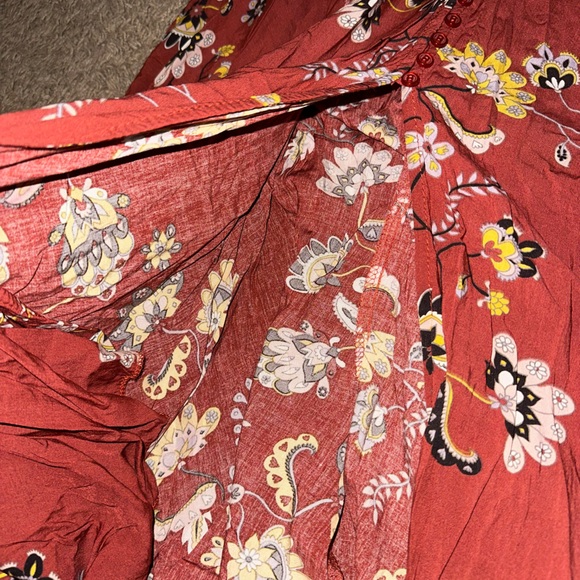 Flower Dress - Picture 3 of 9